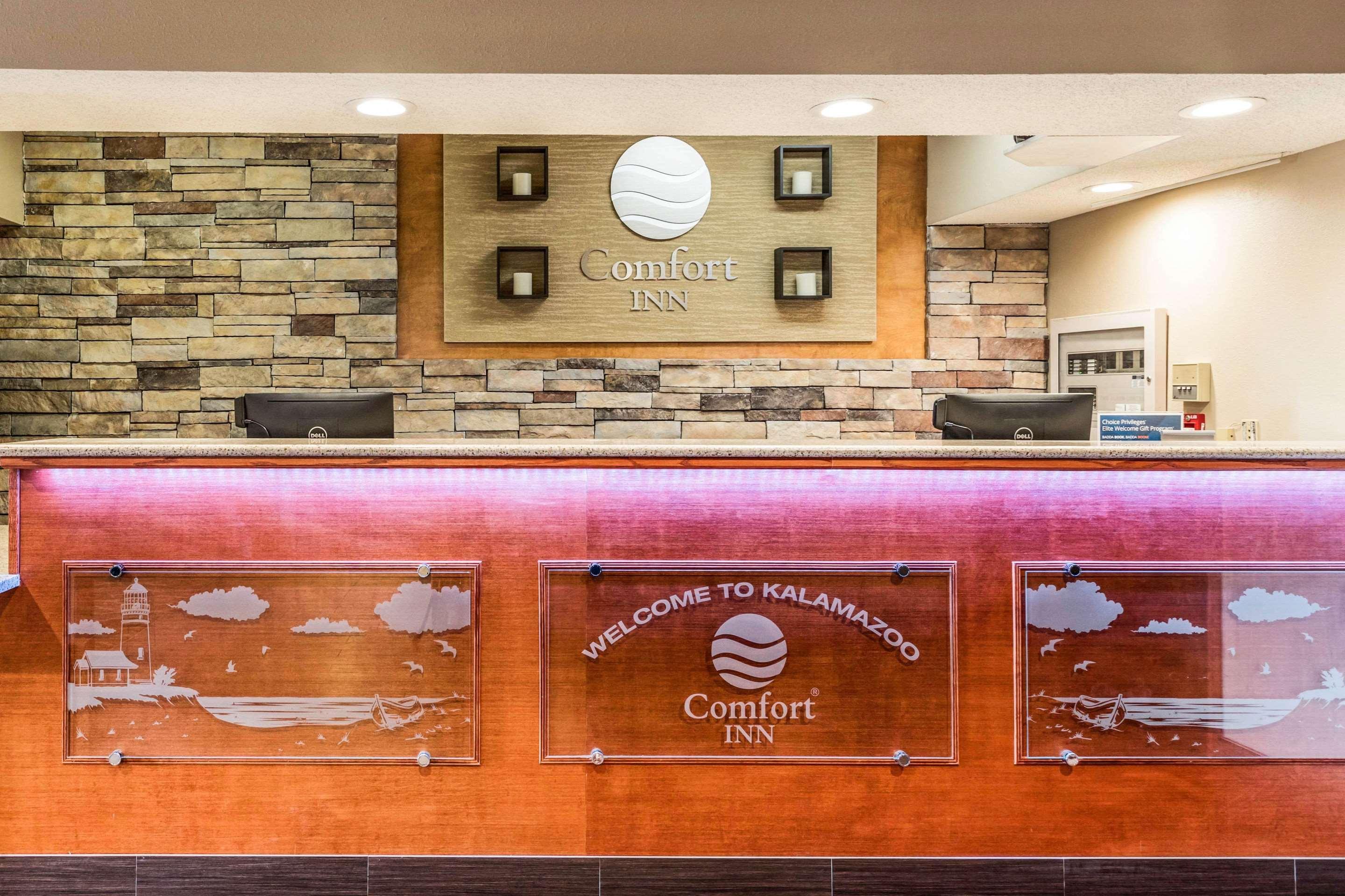 Comfort Inn Wings Stadium Kalamazoo Exterior foto
